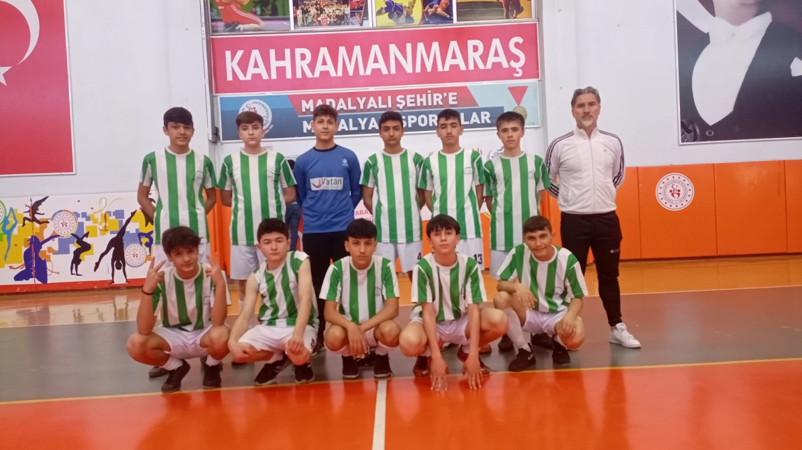 Okulumuz Yıldız Futsal Takımı il 3.olmuştur